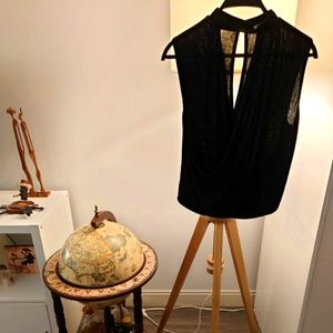 ⚡2/$20⚡Free Zara Sleeveless Chocker Top